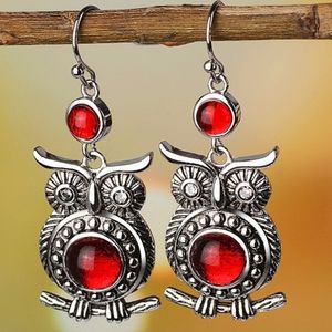 Antique Silver Red Stone Owl